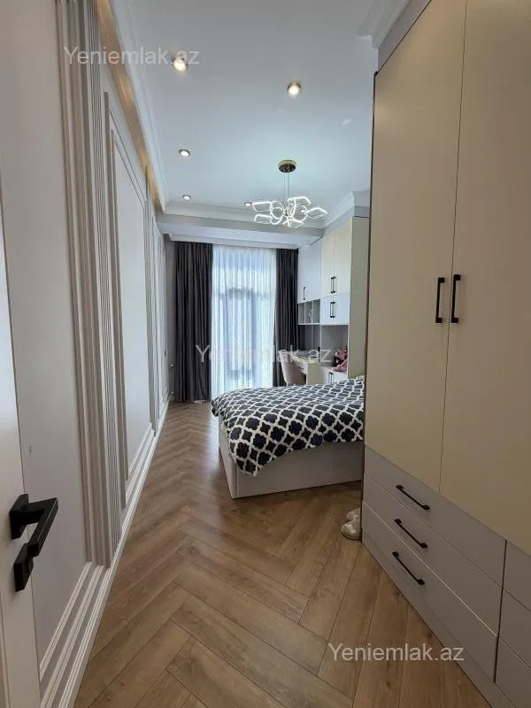 Satılır 4 otaqlı yeni tikili 131 m²