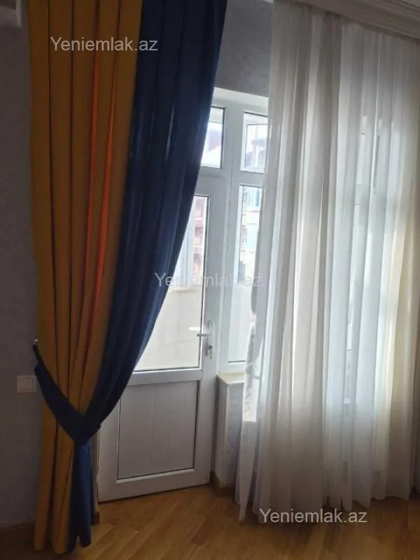 Satılır 3 otaqlı yeni tikili 137 m²