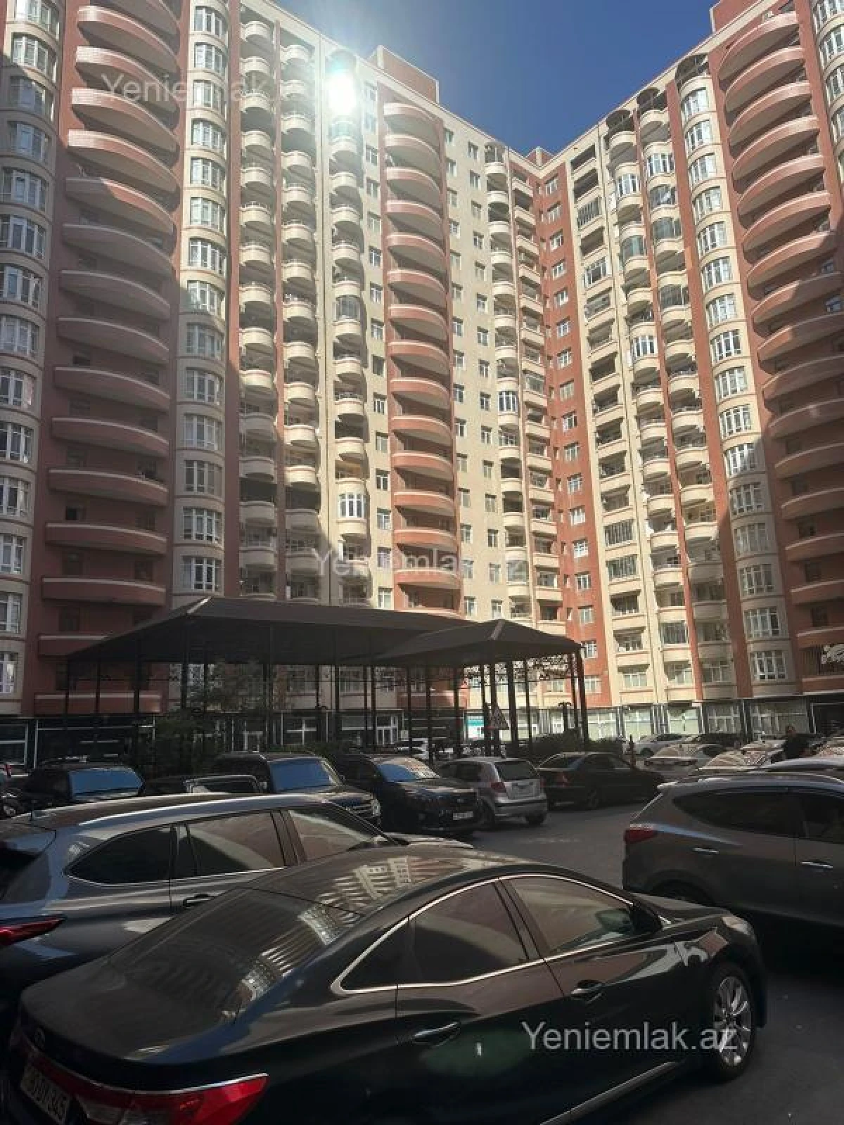 Satılır 3 otaqlı yeni tikili 137 m²