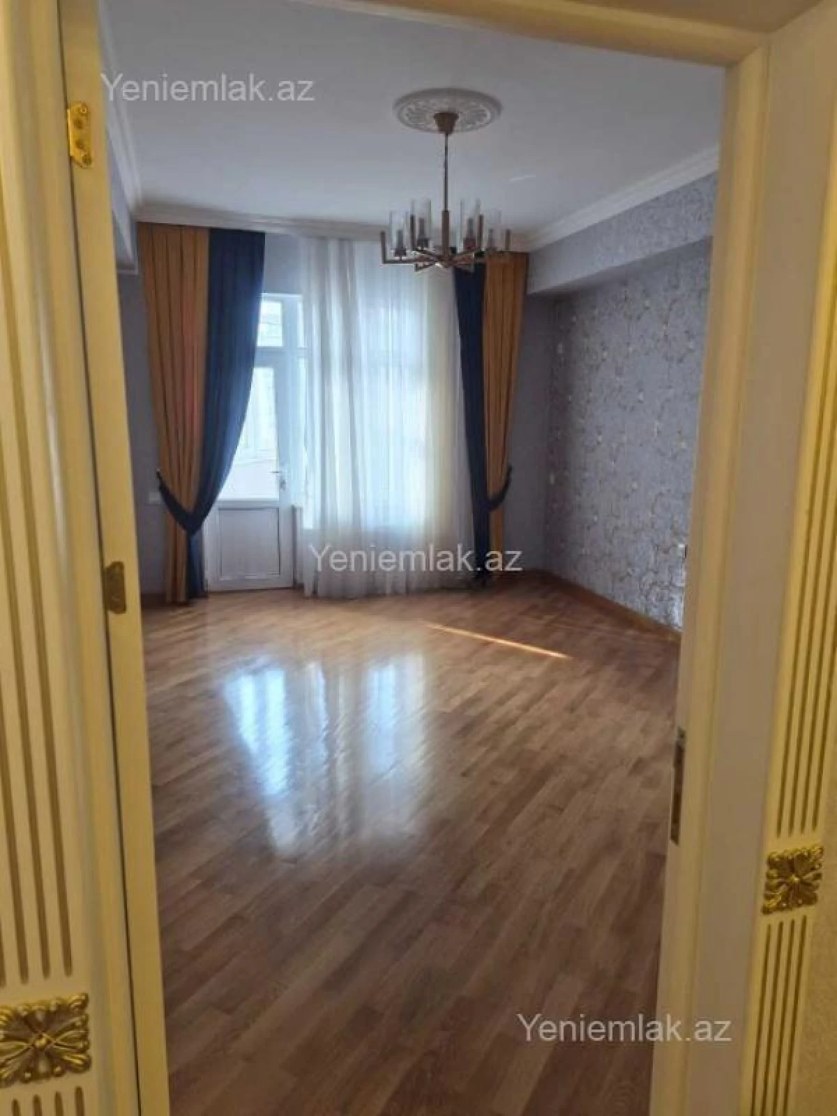 Satılır 3 otaqlı yeni tikili 137 m²