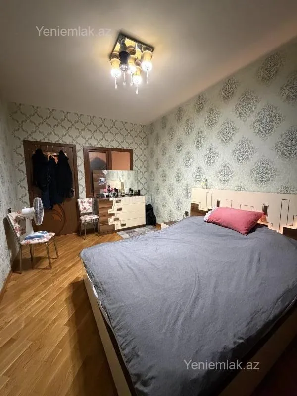 Satılır 3 otaqlı yeni tikili 90 m²