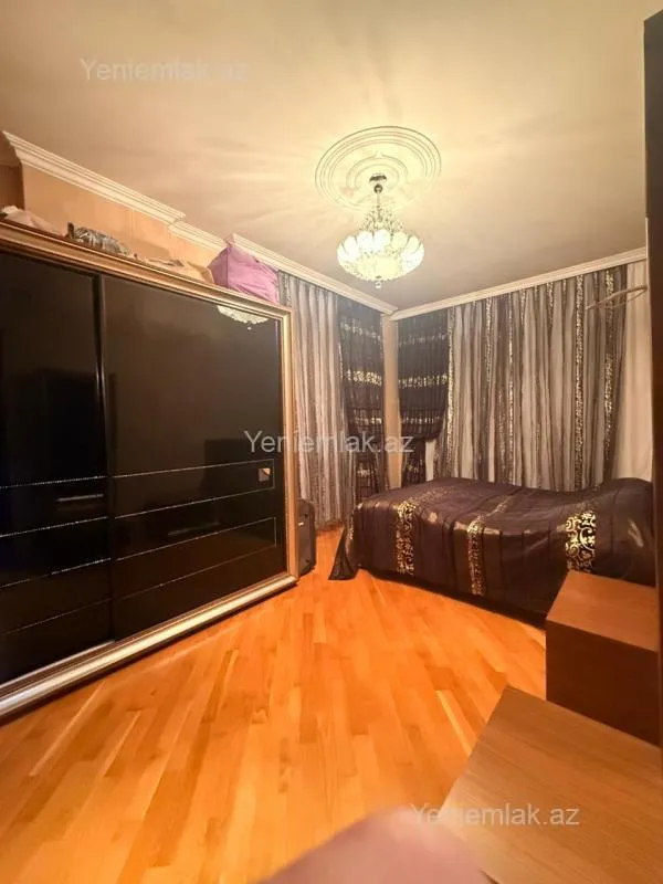 Satılır 3 otaqlı yeni tikili 118 m²