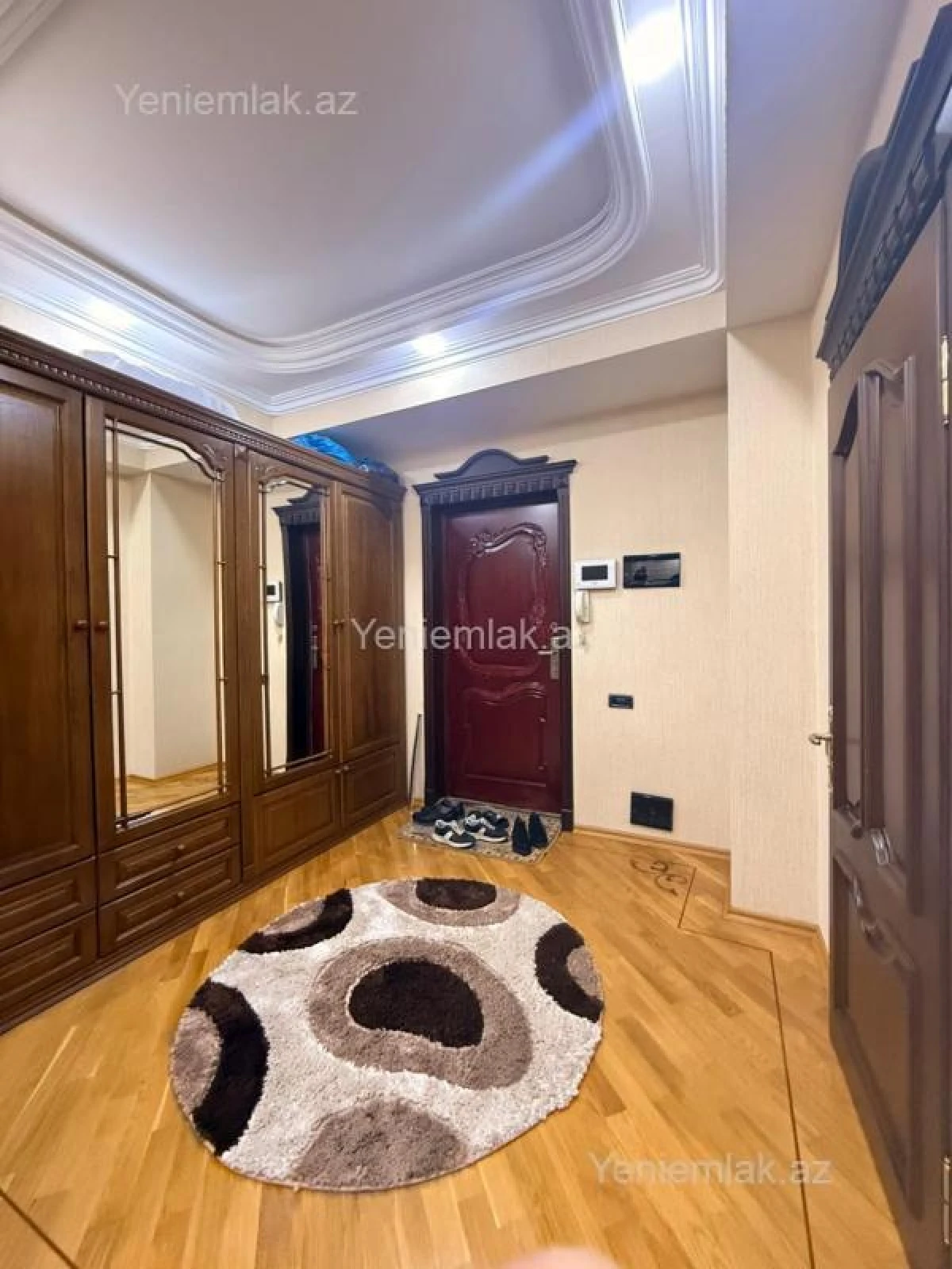 Satılır 3 otaqlı yeni tikili 118 m²