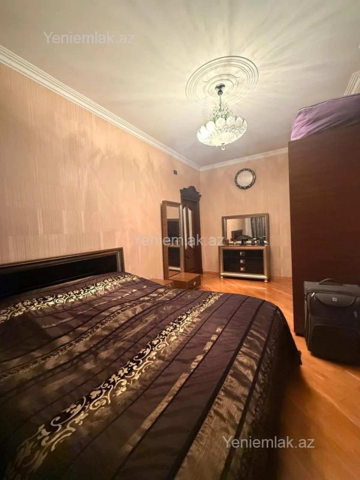 Satılır 3 otaqlı yeni tikili 118 m²