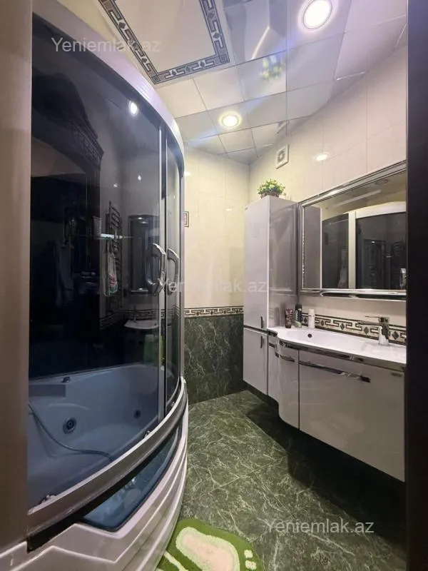 Satılır 3 otaqlı yeni tikili 118 m²