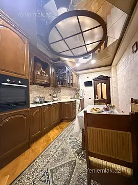 Satılır 3 otaqlı yeni tikili 118 m²