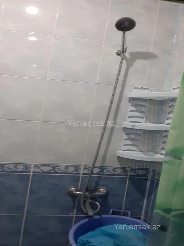 Satılır 3 otaqlı yeni tikili 125 m²