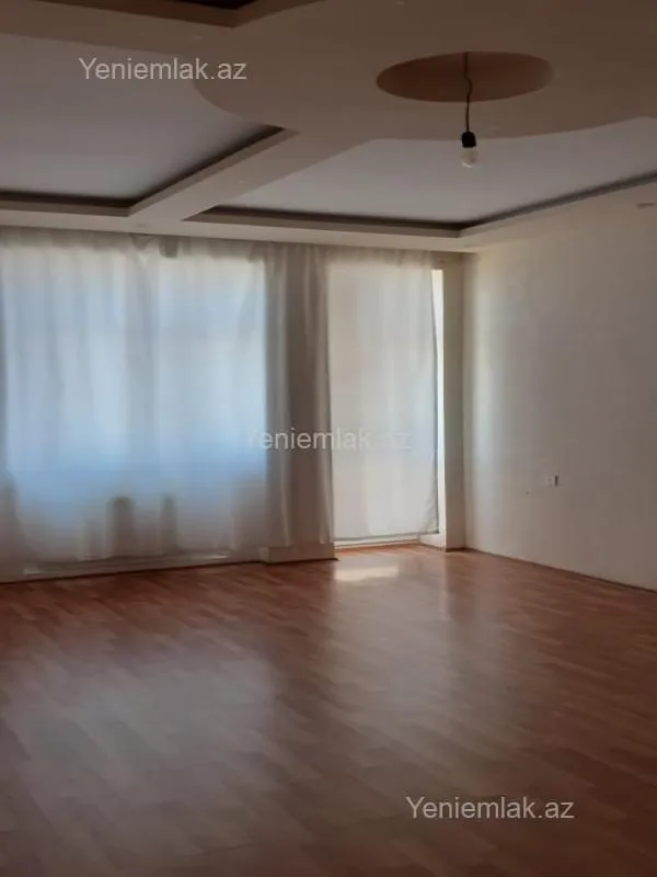 Satılır 3 otaqlı yeni tikili 125 m²