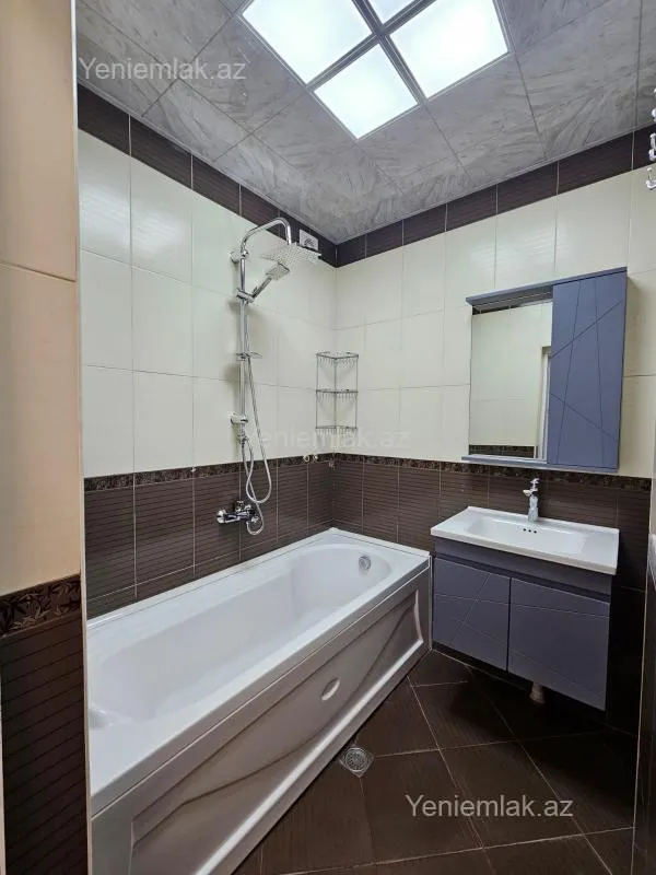 Satılır 3 otaqlı köhnə tikili 85 m²