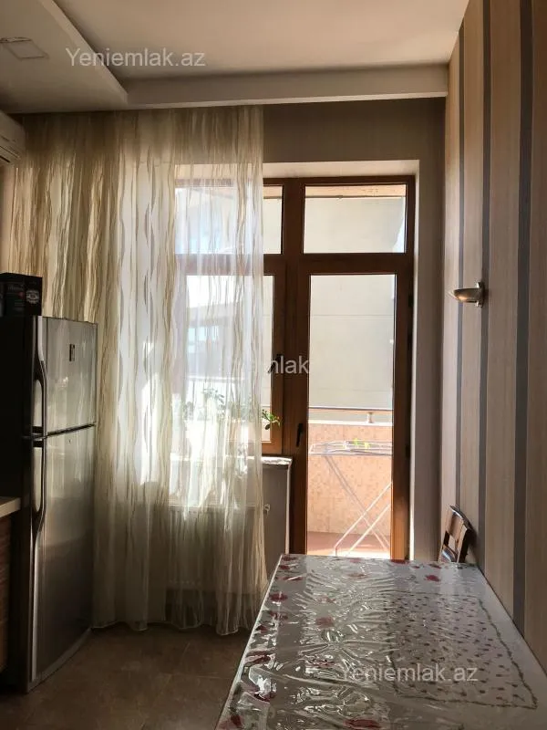 Satılır 3 otaqlı yeni tikili 110 m²