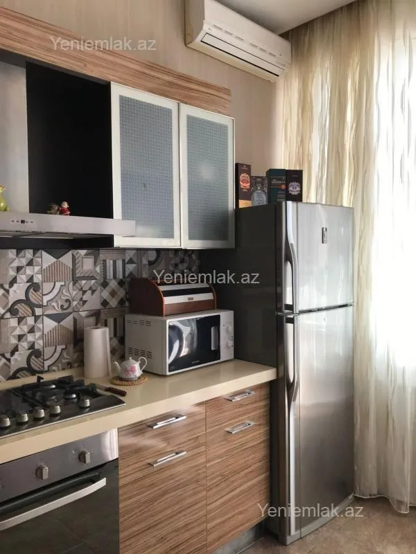 Satılır 3 otaqlı yeni tikili 110 m²