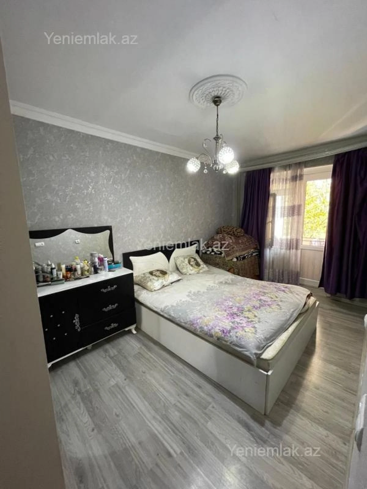 Satılır 3 otaqlı köhnə tikili 80 m²