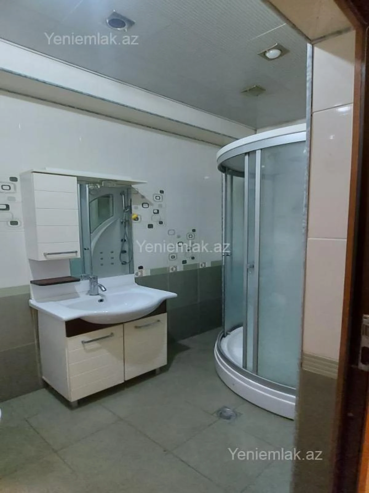 Satılır 2 otaqlı yeni tikili 55 m²