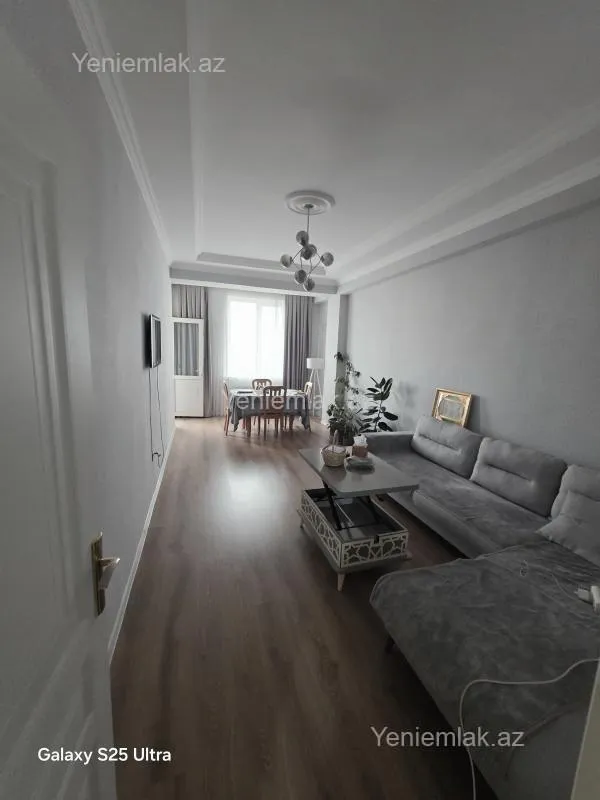 Satılır 2 otaqlı yeni tikili 77 m²