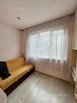 Satılır 2 otaqlı köhnə tikili 46 m²