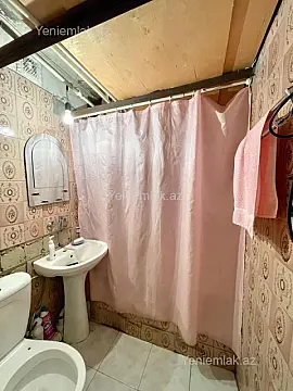 Satılır 2 otaqlı köhnə tikili 46 m²