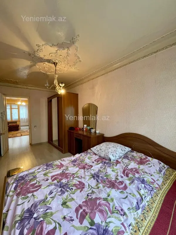 Satılır 2 otaqlı köhnə tikili 46 m²