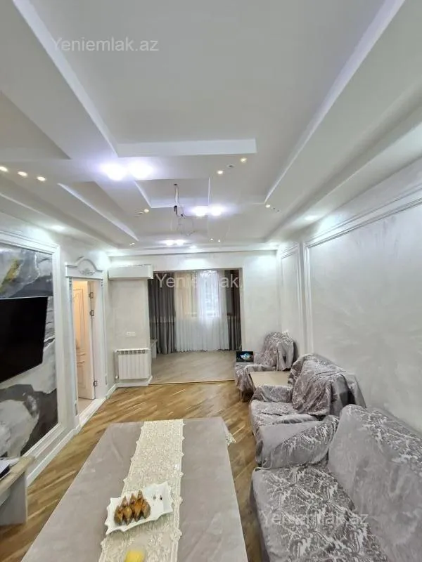 Satılır 2 otaqlı köhnə tikili 50 m²