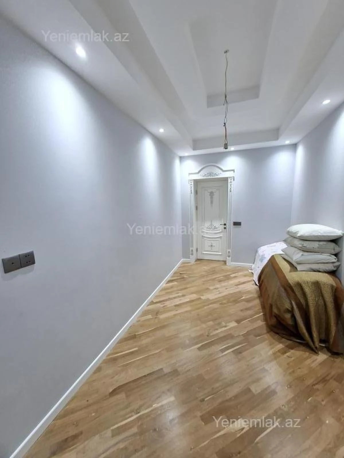 Satılır 2 otaqlı köhnə tikili 50 m²