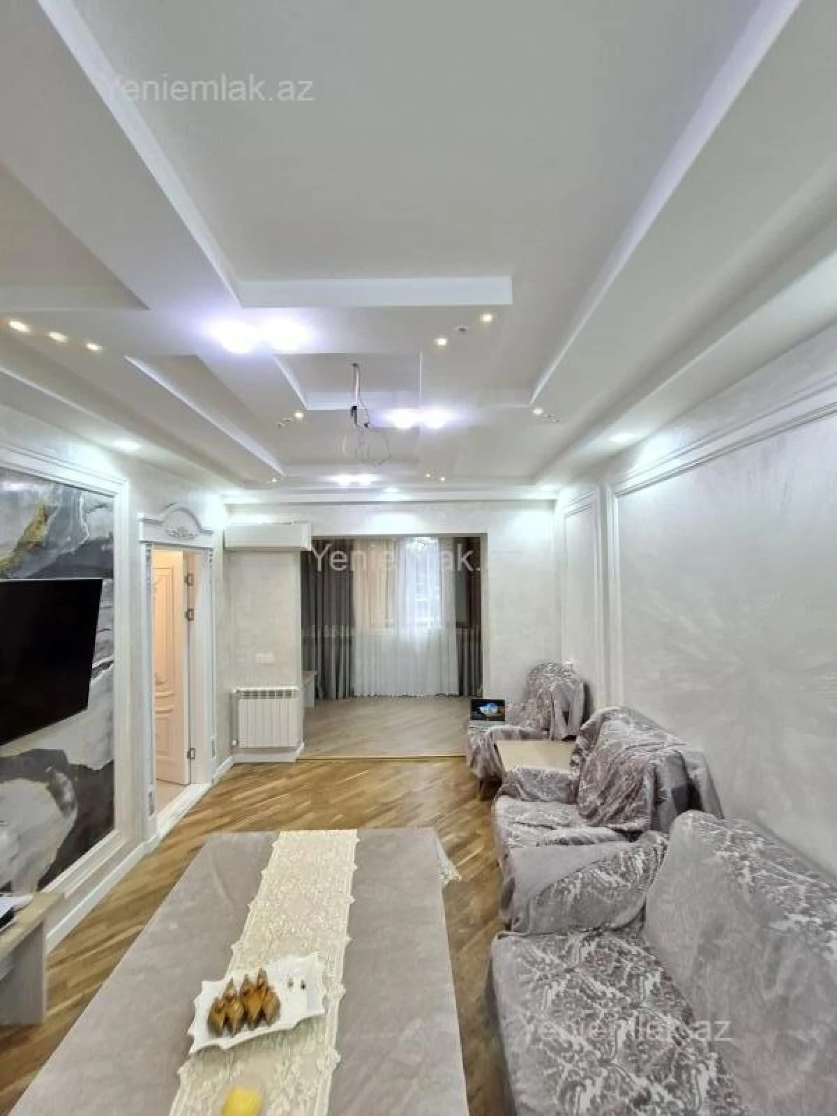 Satılır 2 otaqlı köhnə tikili 50 m²