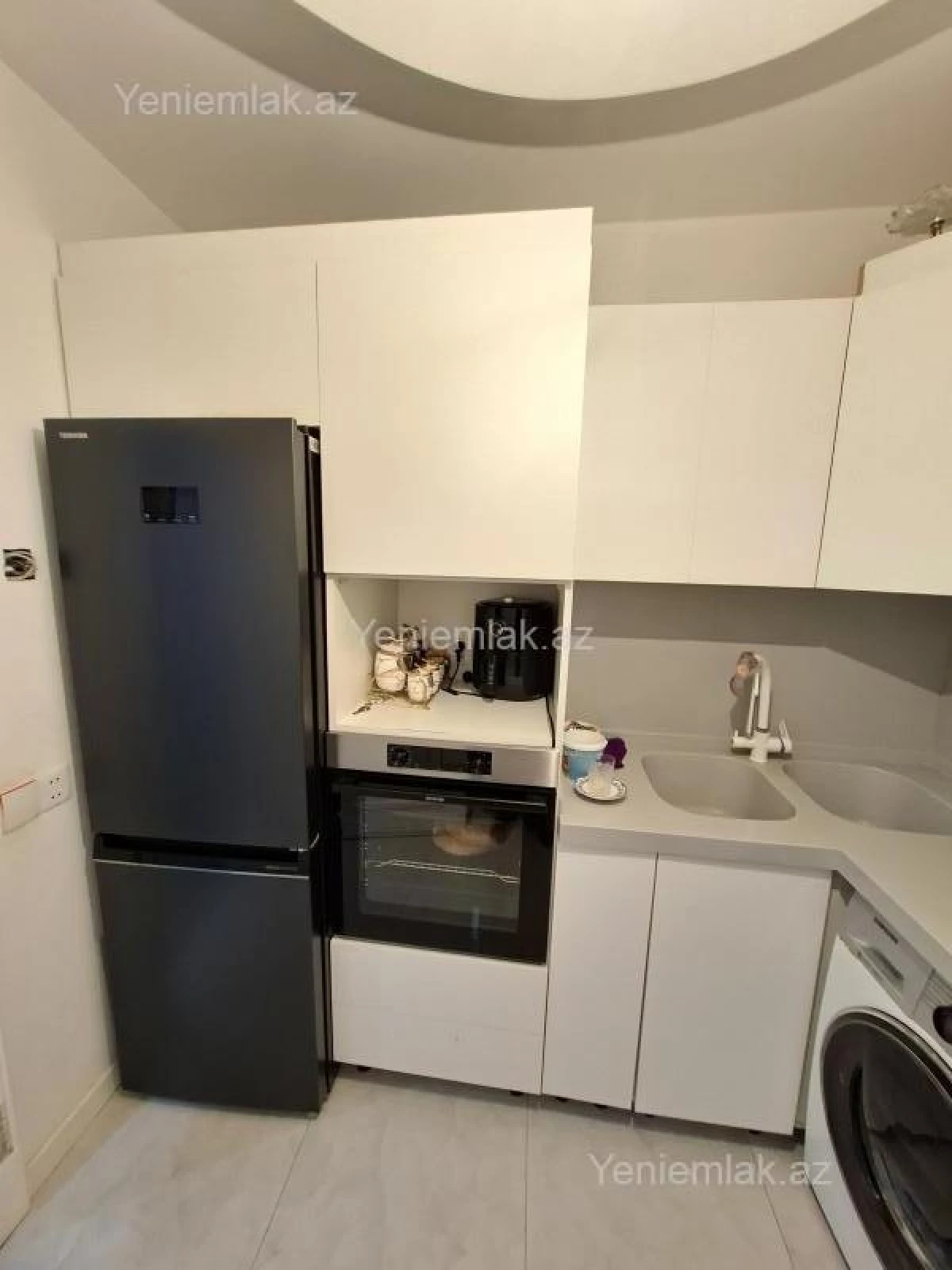 Satılır 2 otaqlı köhnə tikili 50 m²