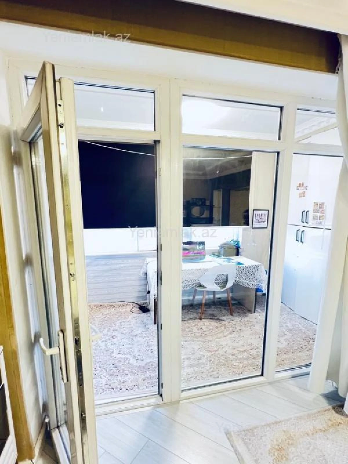 Satılır 3 otaqlı köhnə tikili 100 m²