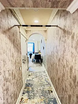 Satılır 3 otaqlı köhnə tikili 100 m²