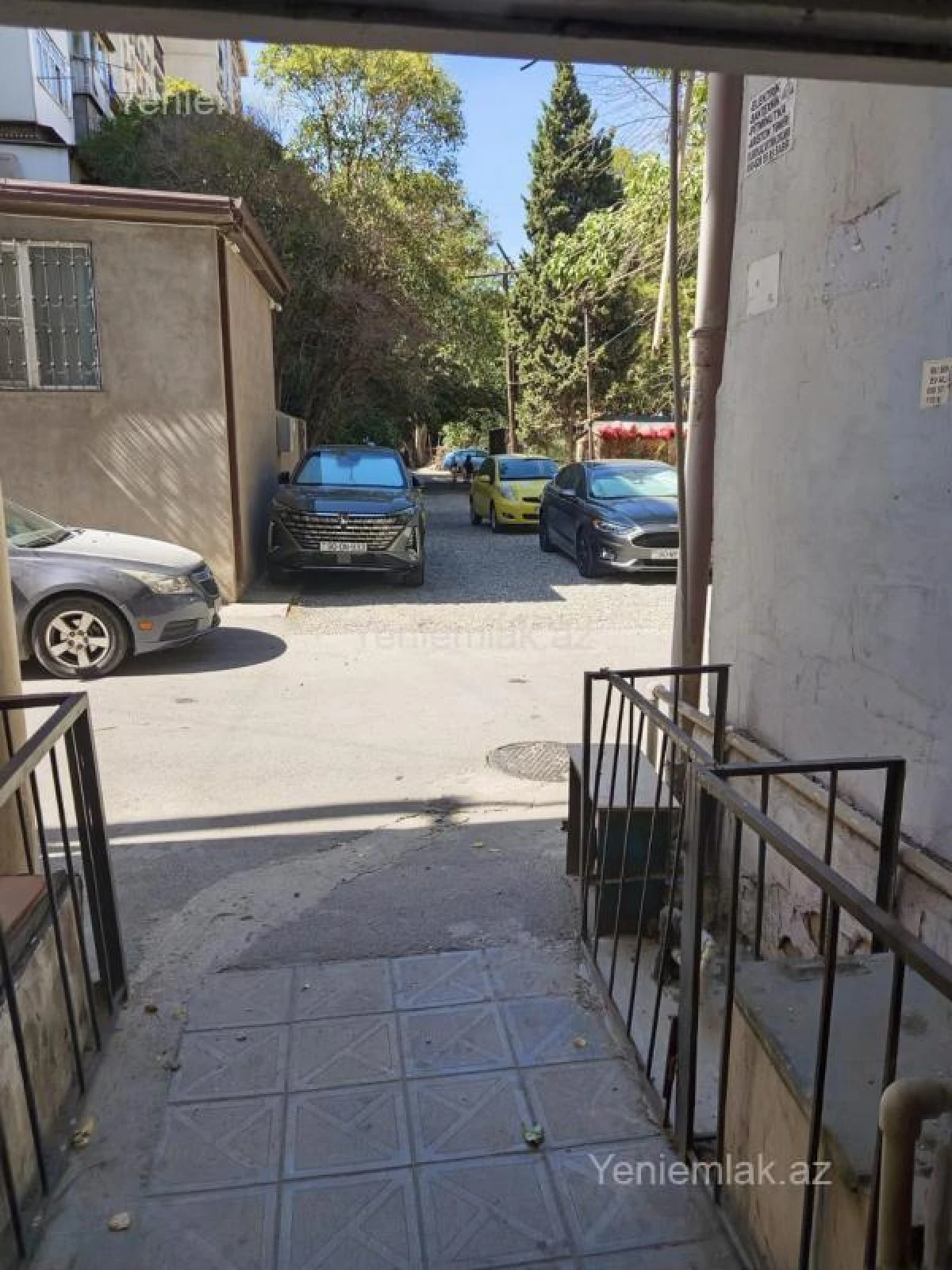 Satılır 3 otaqlı köhnə tikili 70 m²