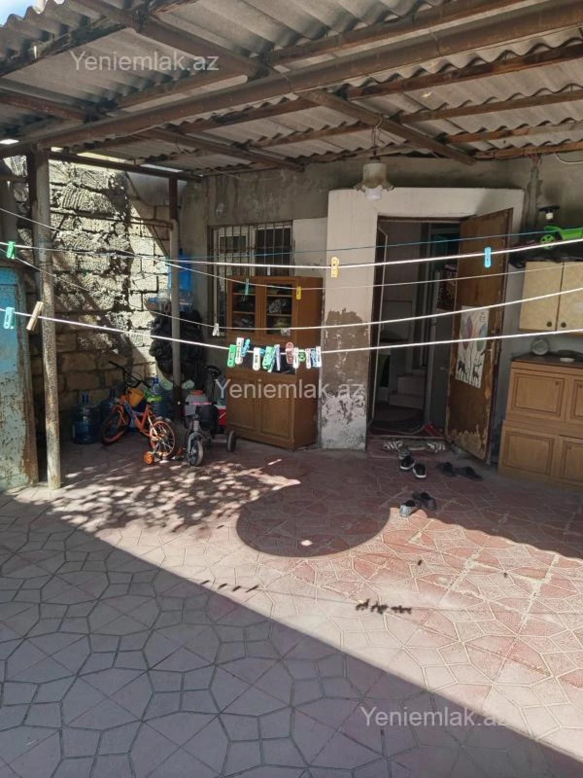 Satılır 3 otaqlı köhnə tikili 70 m²