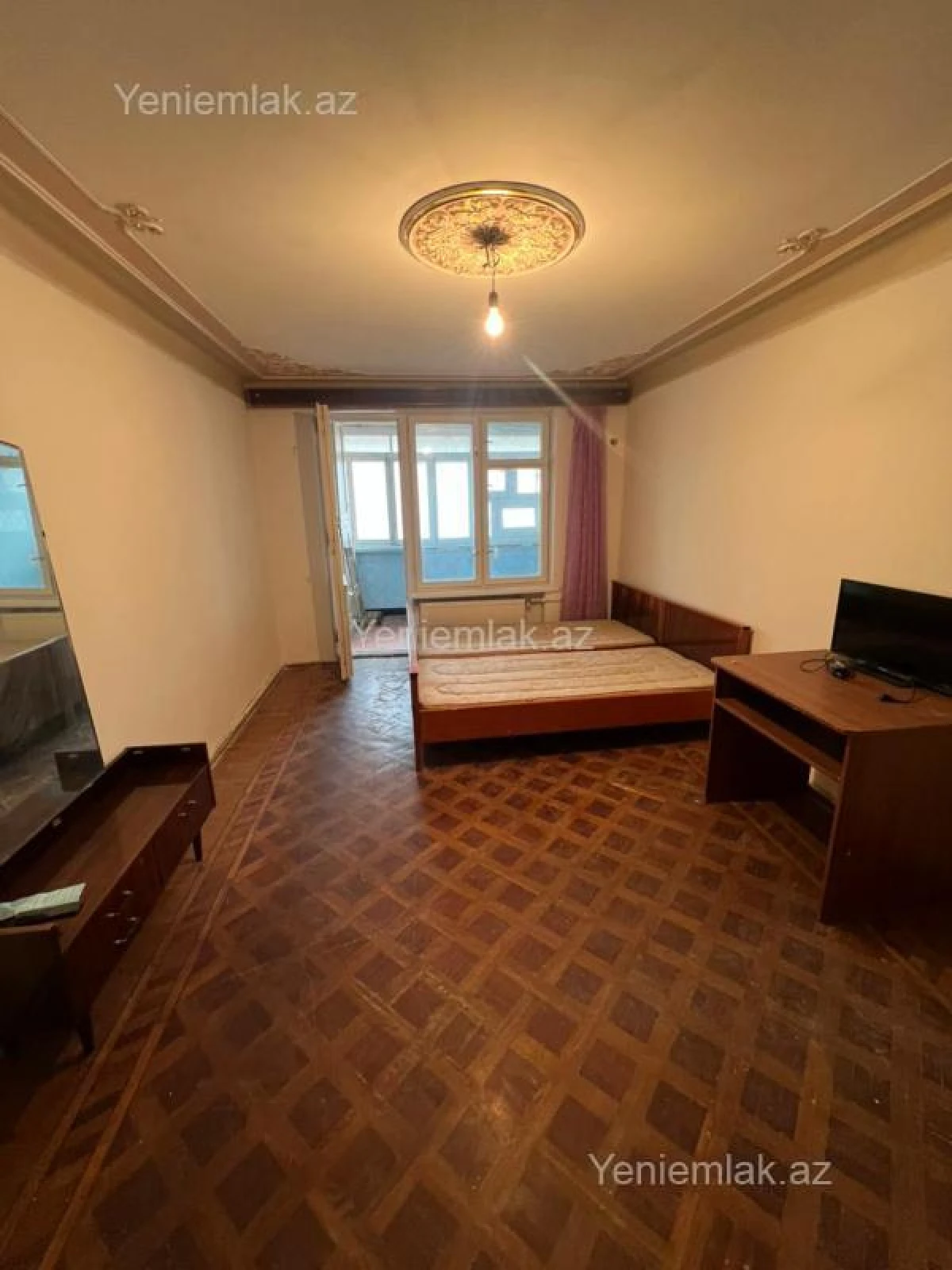 Satılır 3 otaqlı köhnə tikili 62 m²