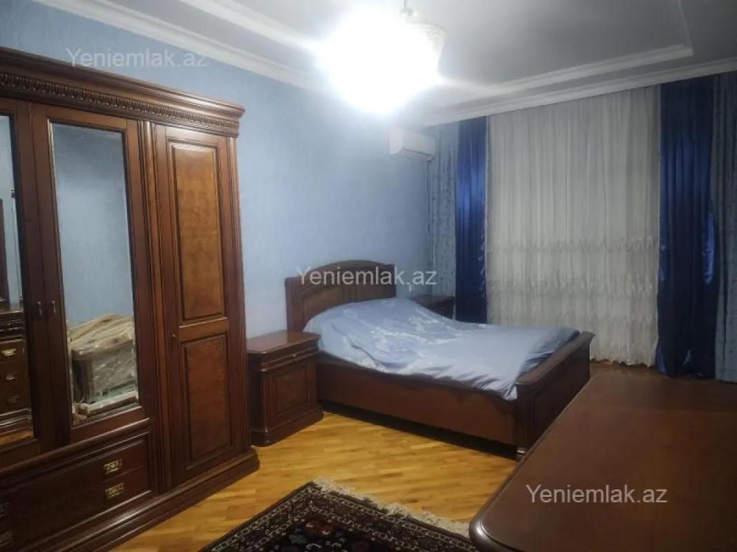 Satılır 3 otaqlı yeni tikili 170 m²
