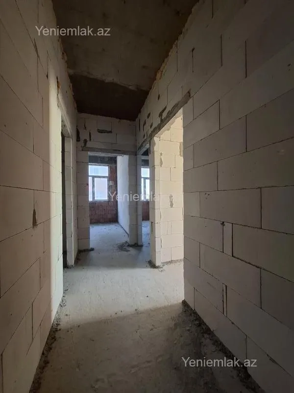 Satılır 3 otaqlı yeni tikili 98.5 m²