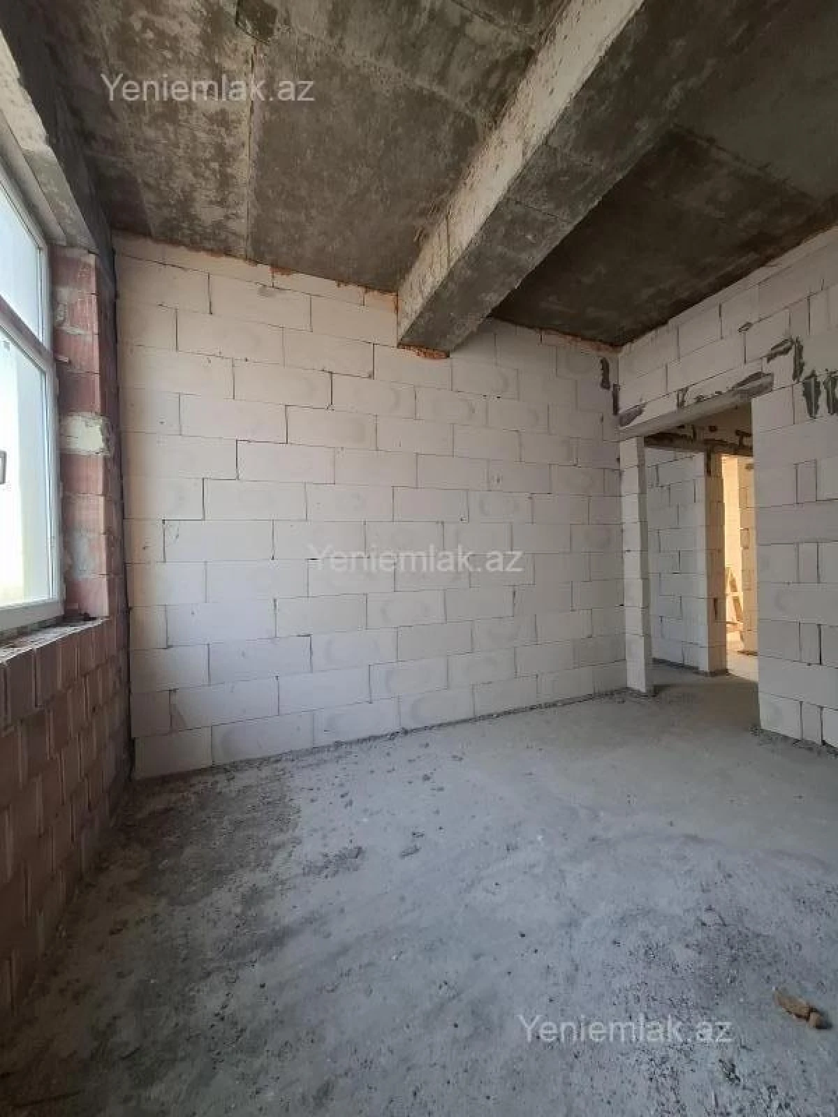 Satılır 3 otaqlı yeni tikili 98.5 m²