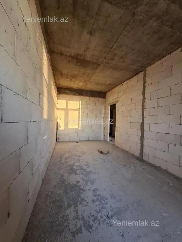 Satılır 3 otaqlı yeni tikili 98.5 m²