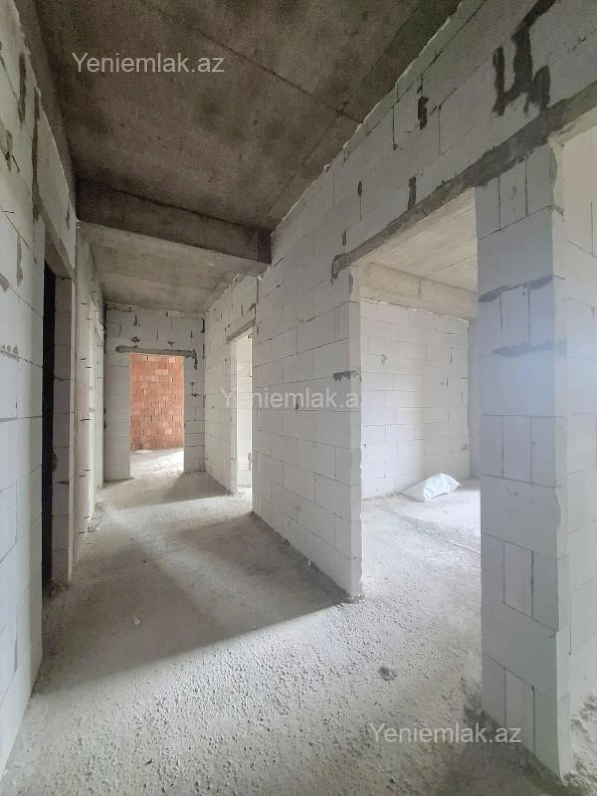 Satılır 3 otaqlı yeni tikili 98.5 m²