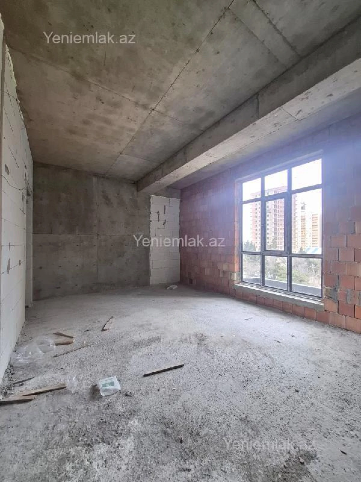 Satılır 3 otaqlı yeni tikili 98.5 m²