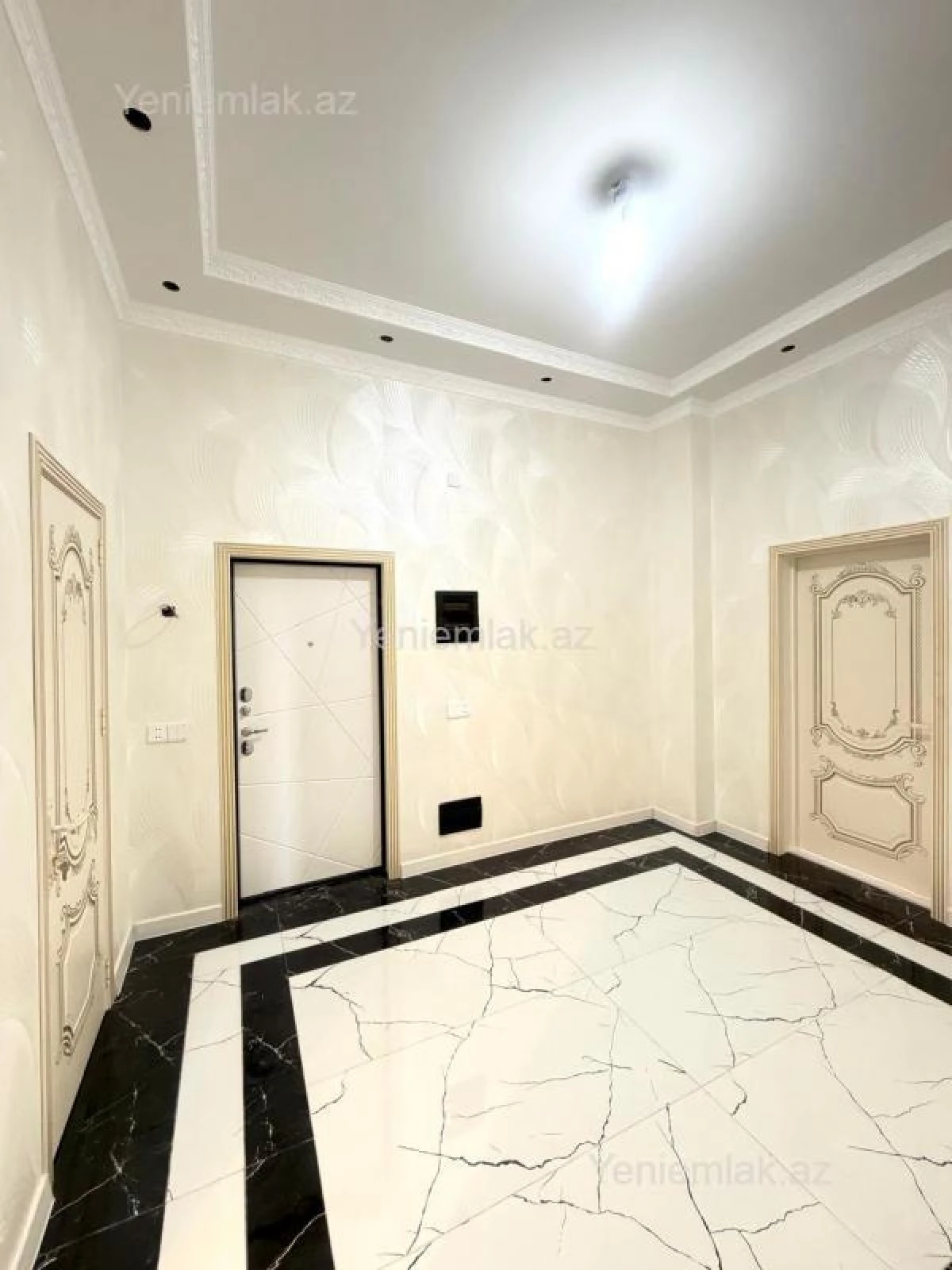Satılır 2 otaqlı yeni tikili 85 m²