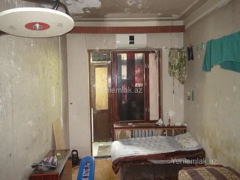 Satılır 2 otaqlı köhnə tikili 65 m²