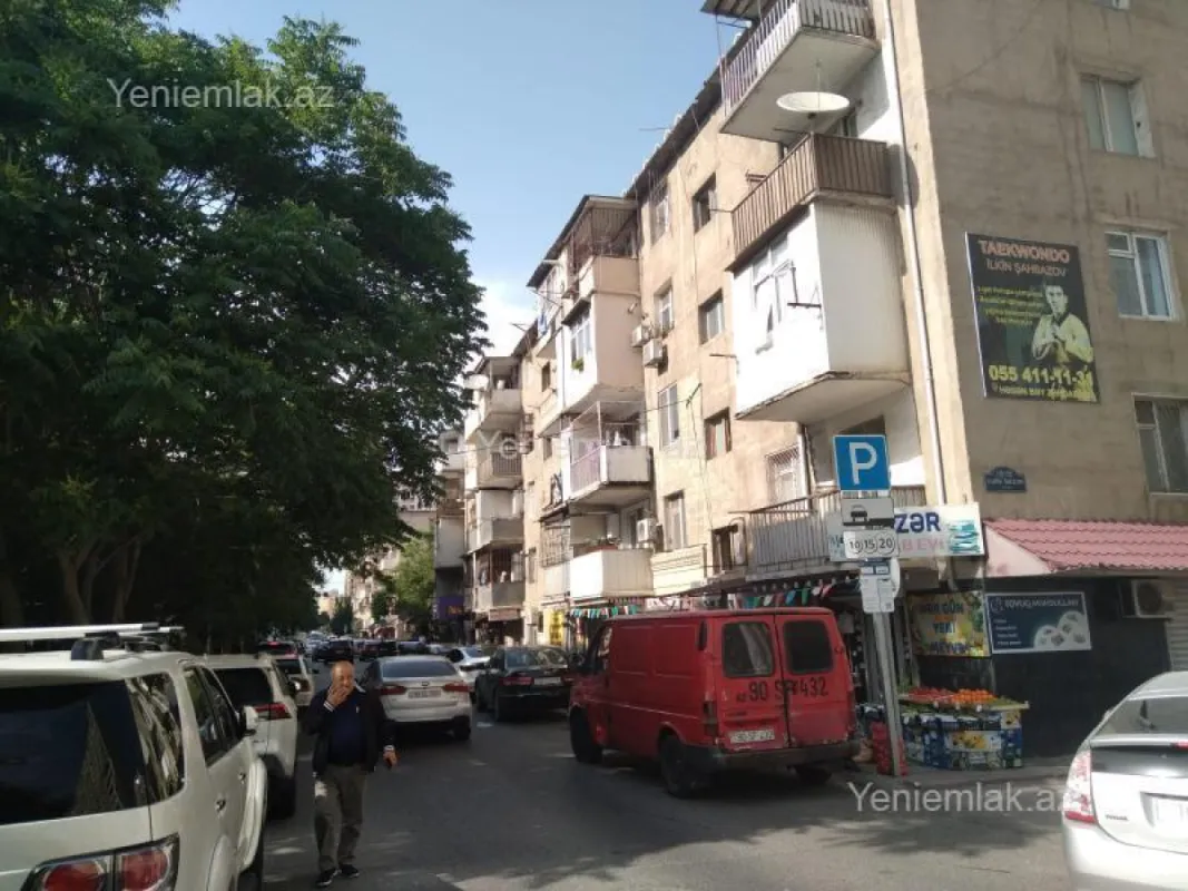 Satılır 1 otaqlı köhnə tikili 32 m²