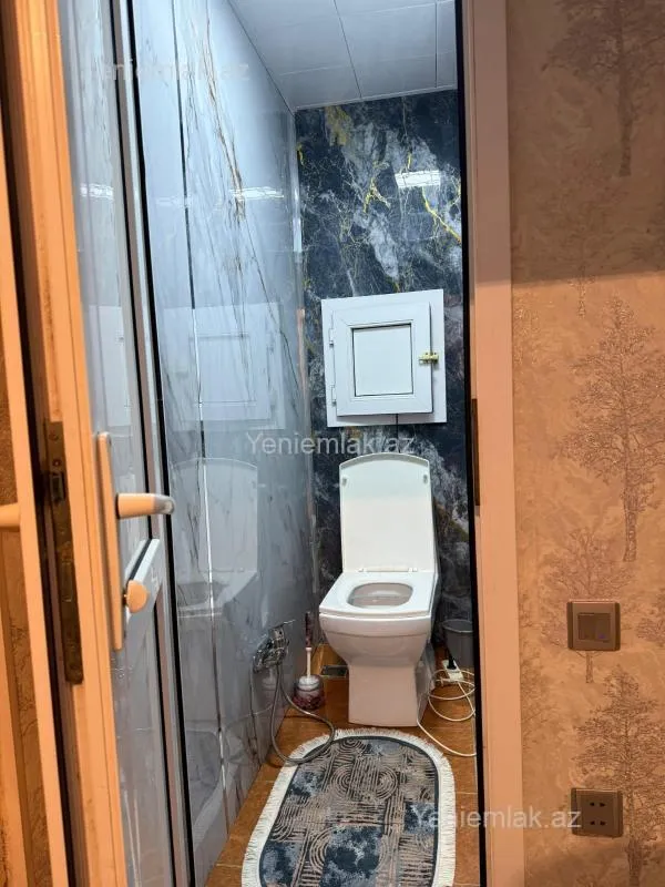 Satılır 2 otaqlı köhnə tikili 60 m²