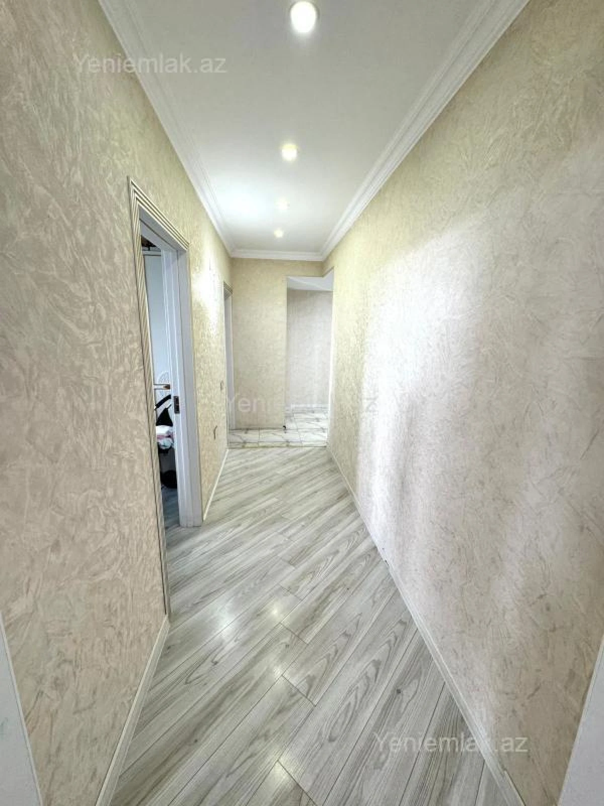 Satılır 2 otaqlı yeni tikili 110 m²