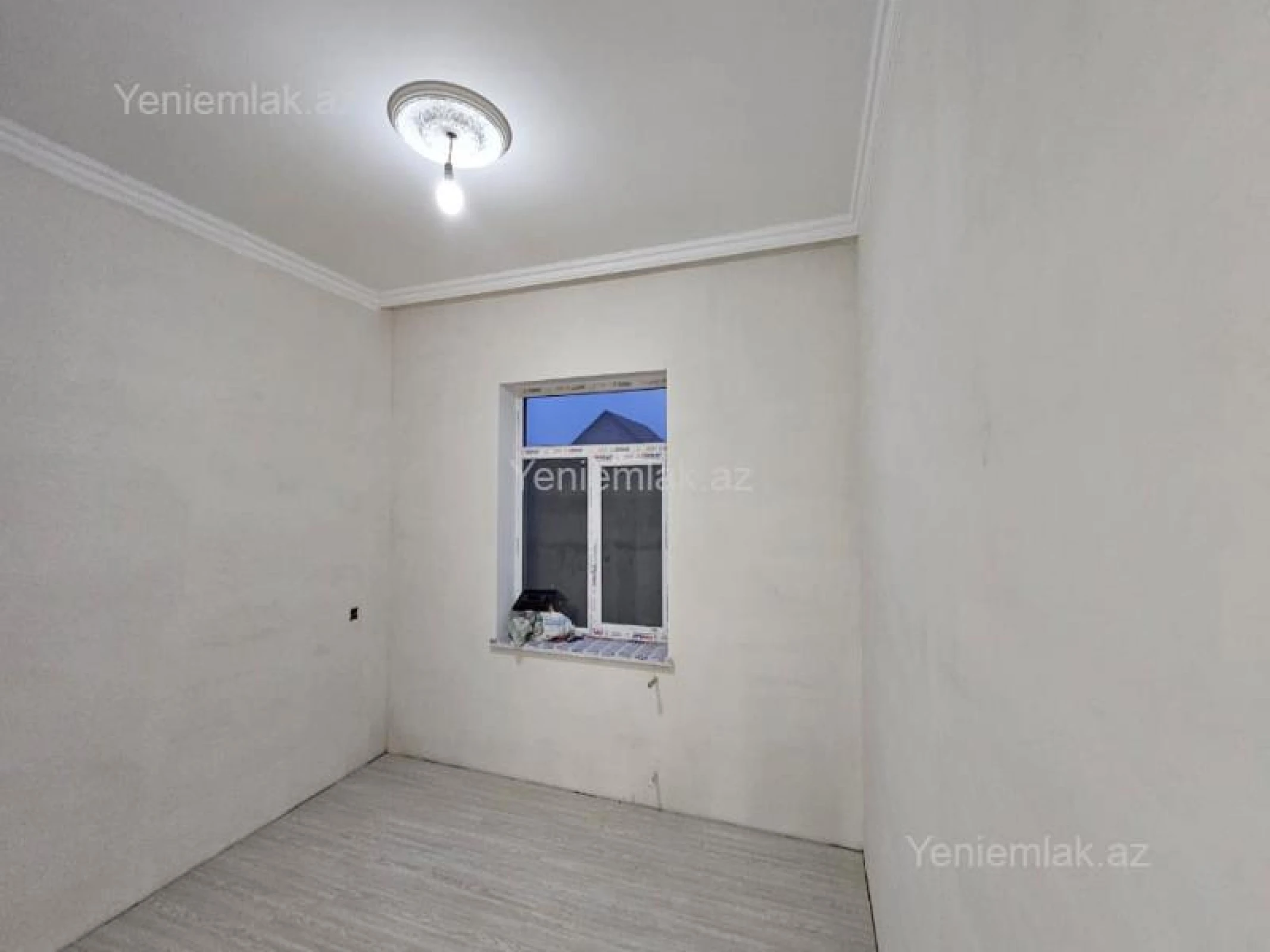 Satılır 4 otaqlı həyət evi 150 m²