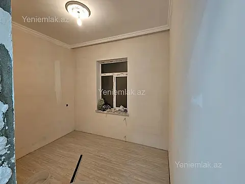 Satılır 4 otaqlı həyət evi 150 m²