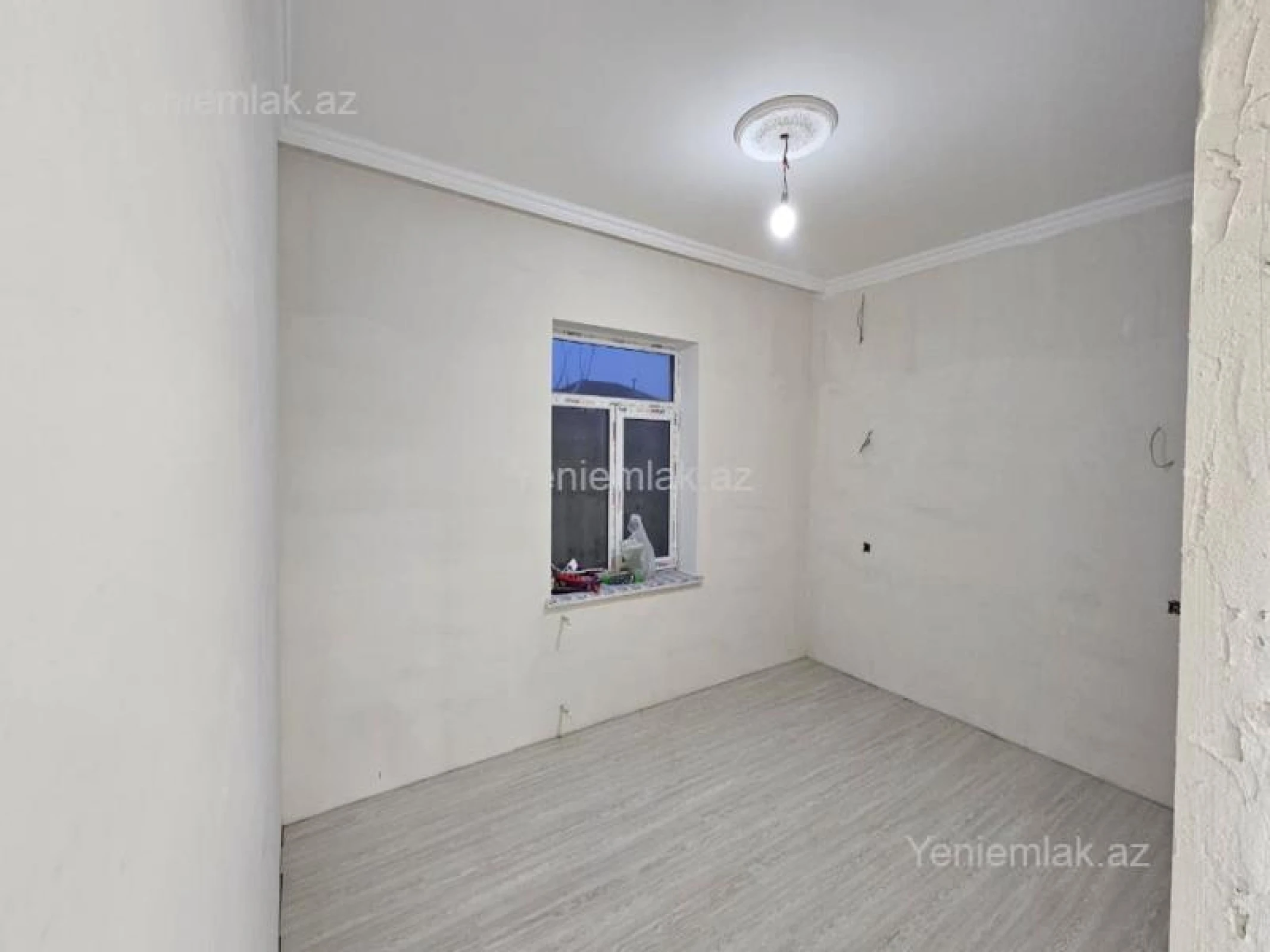 Satılır 4 otaqlı həyət evi 150 m²