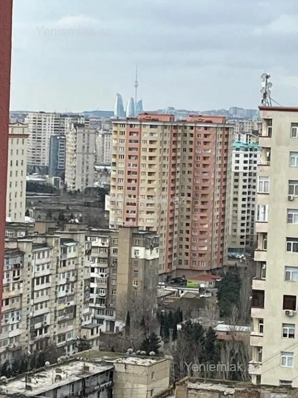 Satılır 2 otaqlı yeni tikili 65 m²