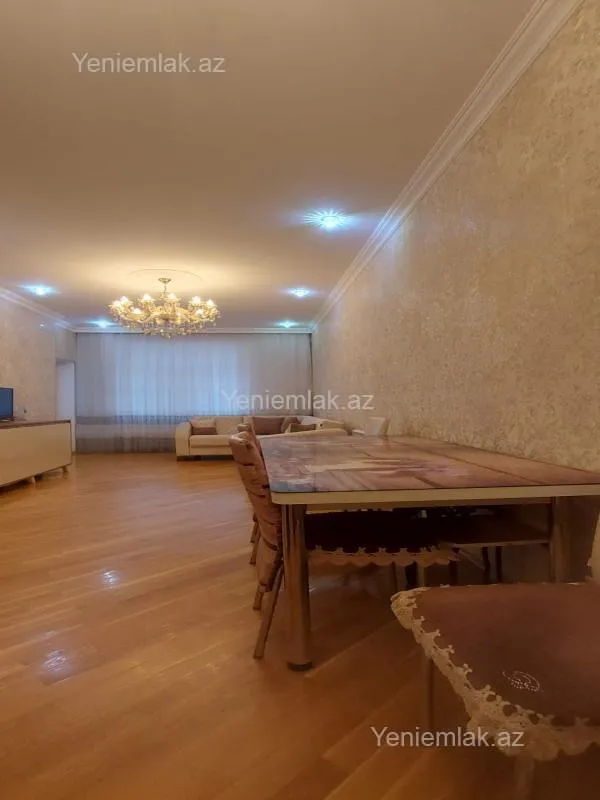 Satılır 2 otaqlı yeni tikili 65 m²