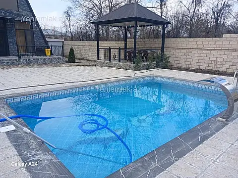 Satılır 6 otaqlı həyət evi 170 m²