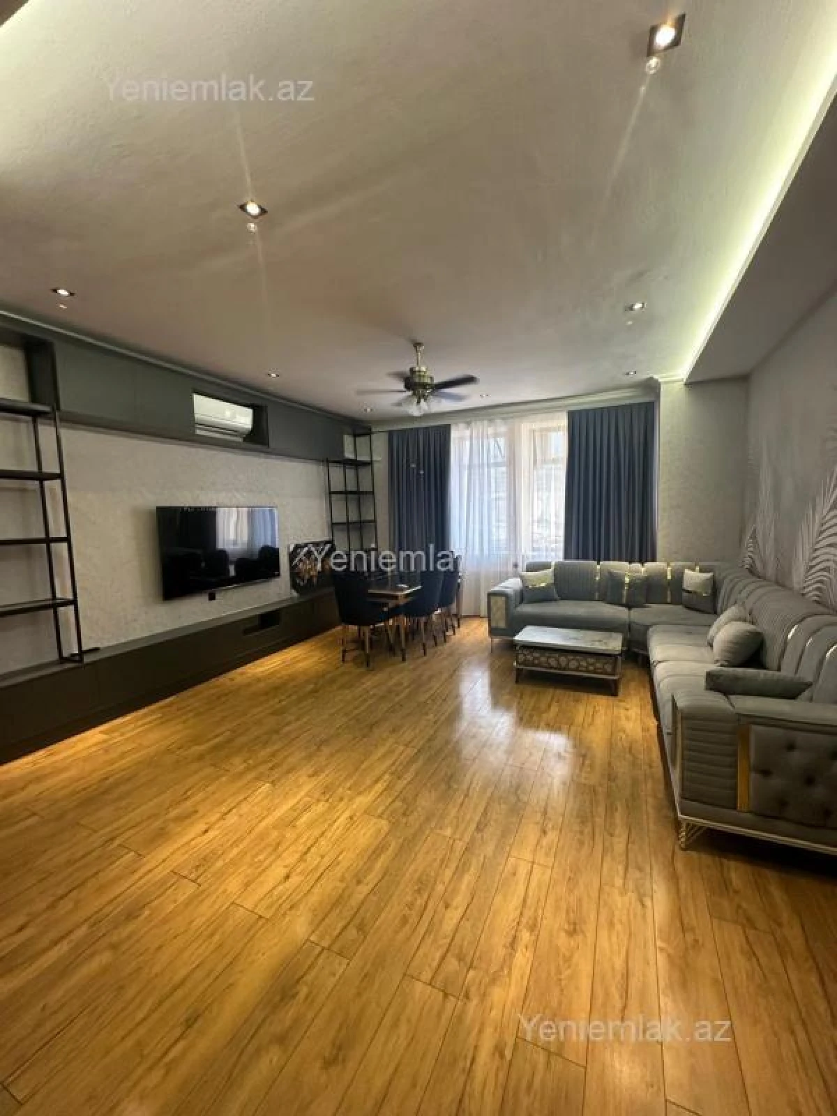 Satılır 3 otaqlı köhnə tikili 125 m²