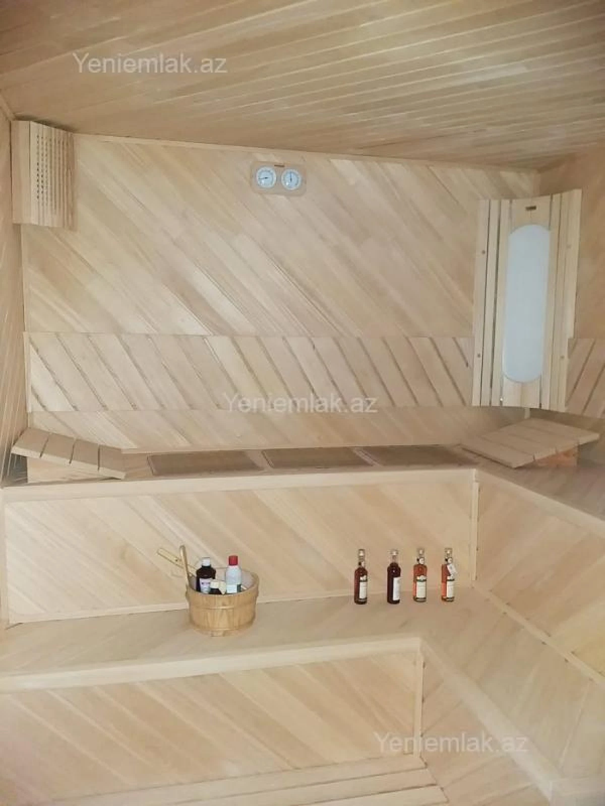 Satılır 5 otaqlı həyət evi 500 m²