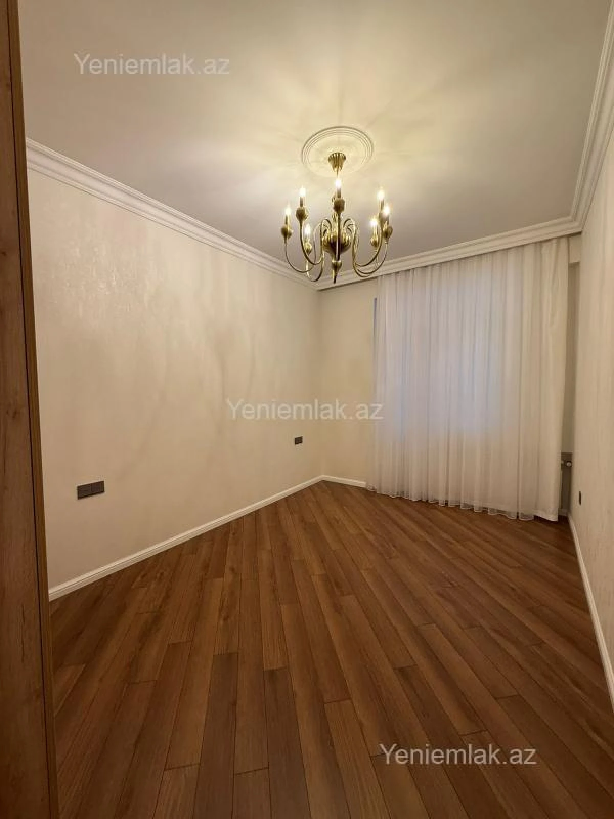 Satılır 3 otaqlı yeni tikili 105 m²